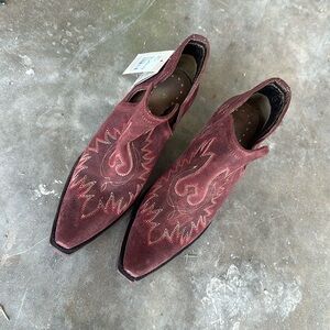 Ariat Dixon booties. Women’s 10.